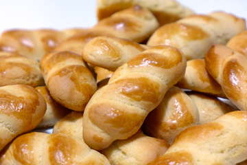 Koulourakia recipe (Greek Easter Cookies)